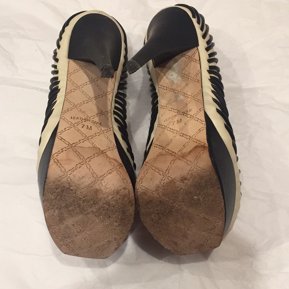 L.A.M.B heels - Picture 3 of 5